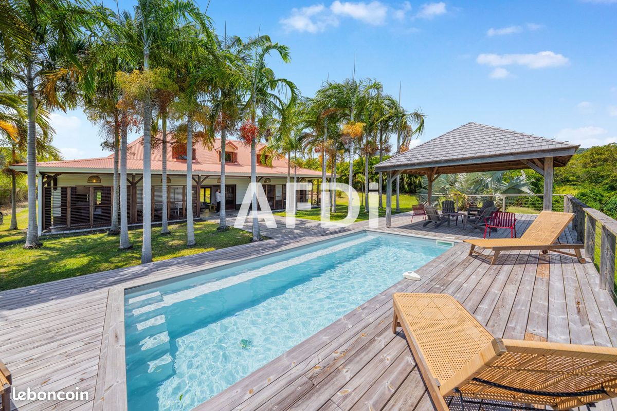 Maison 7 pièces 137 m² · à Le Vauclin · 137 m² · 949 000 €