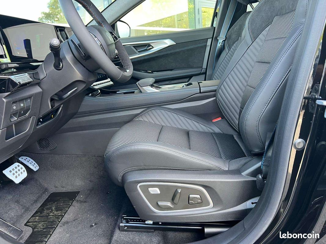 Renault AUSTRAL 1.2 E-TECH FULL HYBRID 200CH ESPRIT ALPINE - 26 (image 10)