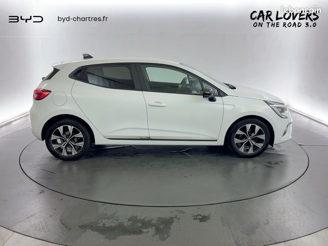 RENAULT Clio SCe 65 Evolution (image 6)