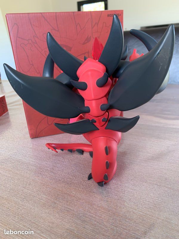 Figurine géante diablo (image 2)