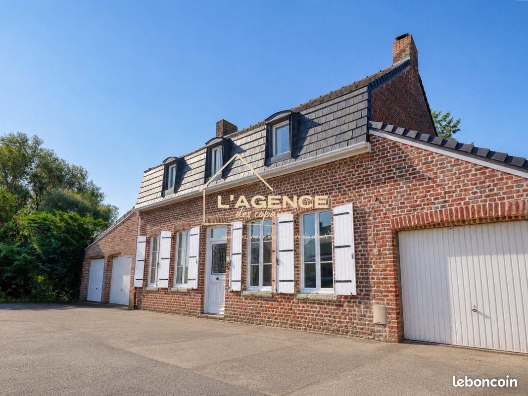 Maison 7 pièces 160 m² · à Flêtre · 160 m² · 343 200 €