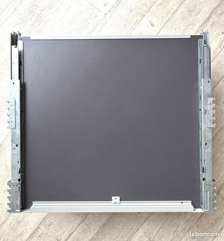 KIT TIROIR BLUM MERIVOBOX BLUMOTION A L’ANGLAISE 600 mm