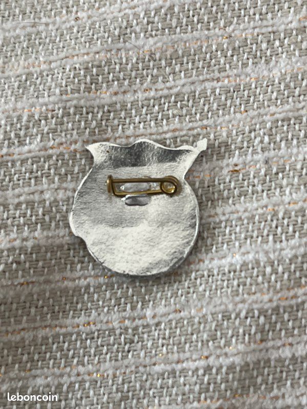 Broche Pin's CCCP URSS - Jeux Olympiques 1980 Moscou - Porteur De La Flamme - Vintage