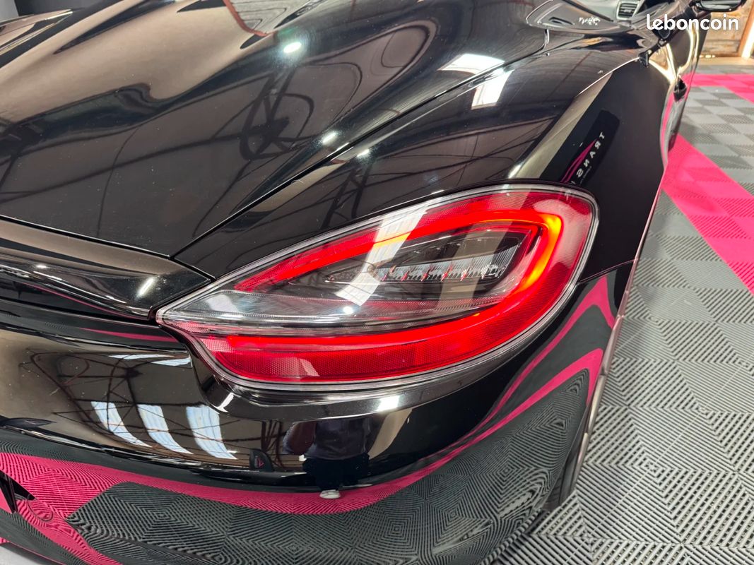 PORSCHE BOXSTER SPYDER 981 375 cv 3.8i / Entretien Porsche / Bose / Pack Chrono Sport / Echappement Sport (image 11)