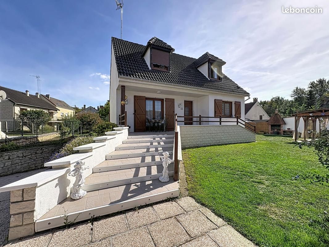 Maison 5 pièces 4 m² · à Bury · 4 m² · 258 000 €