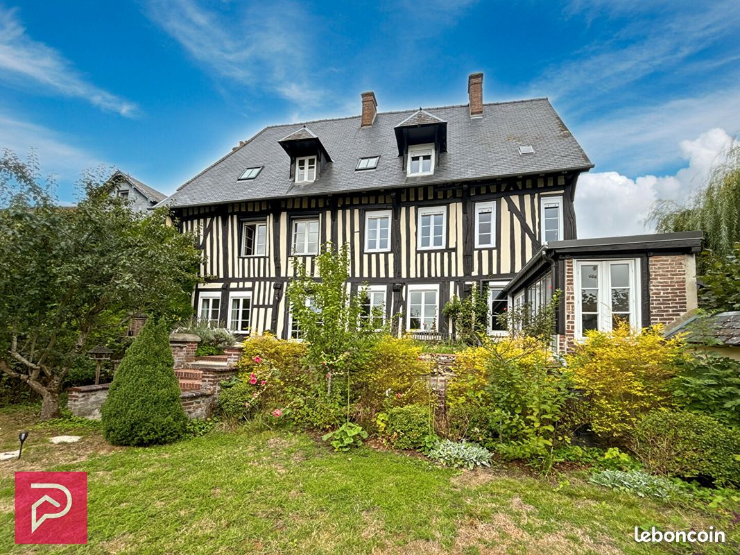 Maison 9 pièces 250 m² · à Bernay · 250 m² · 595 000 €