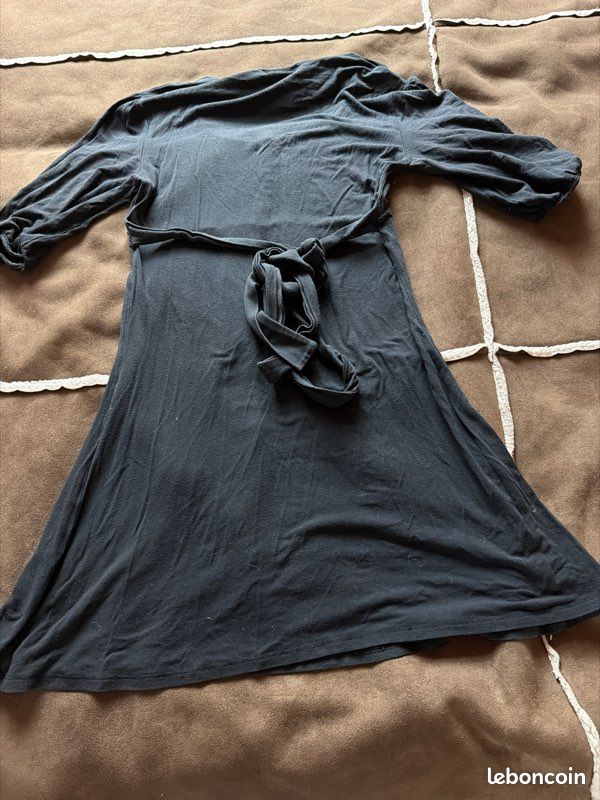 Robe (image 2)