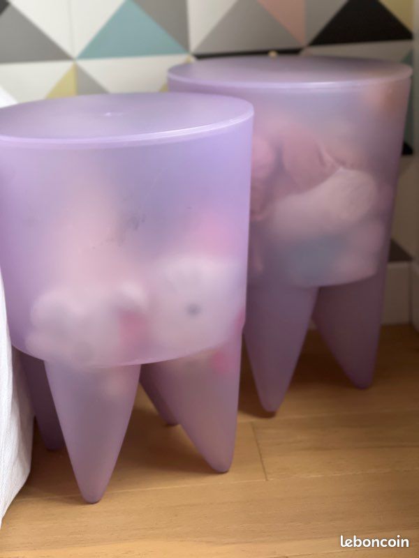 Lot de deux tabouret Starck violet givre (image 1)