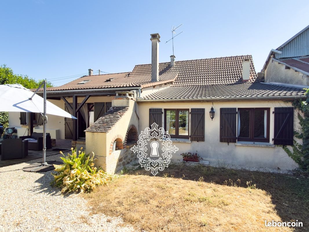 Maison 6 pièces 131 m² · à Villiers-sur-Seine · 131 m² · 233 000 €