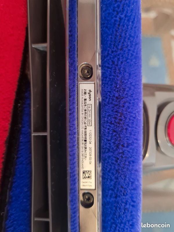 Brosse originale Dyson v8 absolute (image 8)