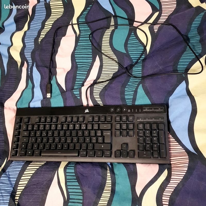 Clavier Corsair K55 RGB Pro (image 2)