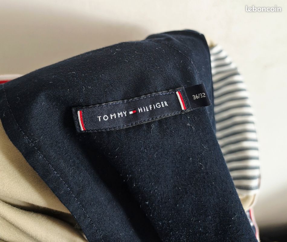Pantalon chino Tommy Hilfiger beige coupe droite, léger et doux, poche latérales taille 44/46 (image 10)