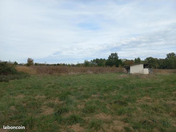 Terrain 1 925 m² Mirande