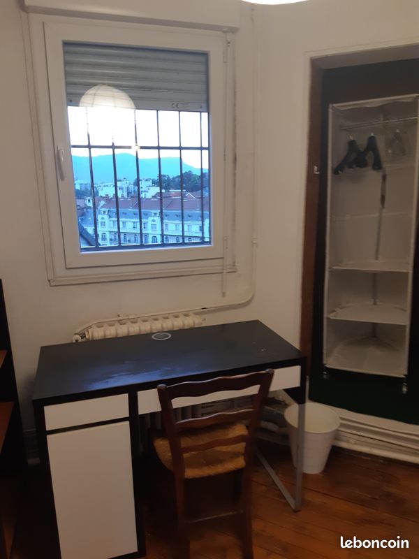 Appartement 1 pièce 11 m² · à Grenoble · 11 m² · 330 €/mois