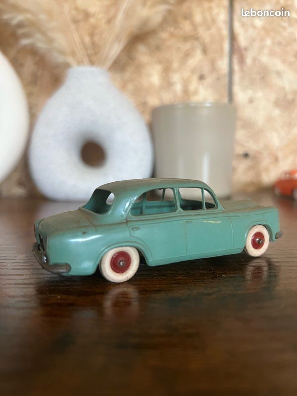 Miniature Retro 43 – Peugeot 403 + Remorque "Départ En Vacances" – 1/43