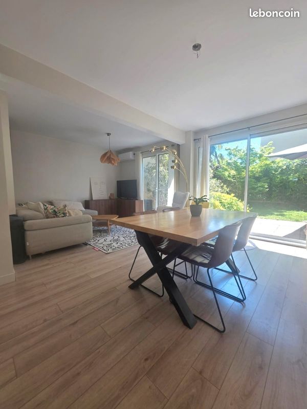 Appartement 3 pièces 81 m² · à Vernaison · 81 m² · 338 000 €
