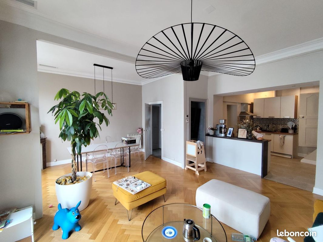 Appartement 4 pièces 150 m² · à Nîmes · 150 m² · 450 000 €