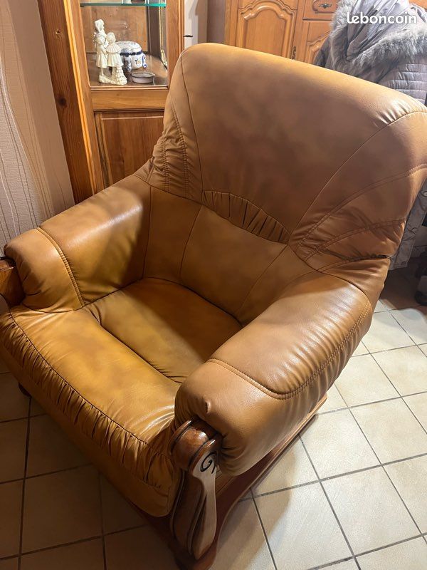 Ensemble canapé et ses deux fauteuils (image 1)