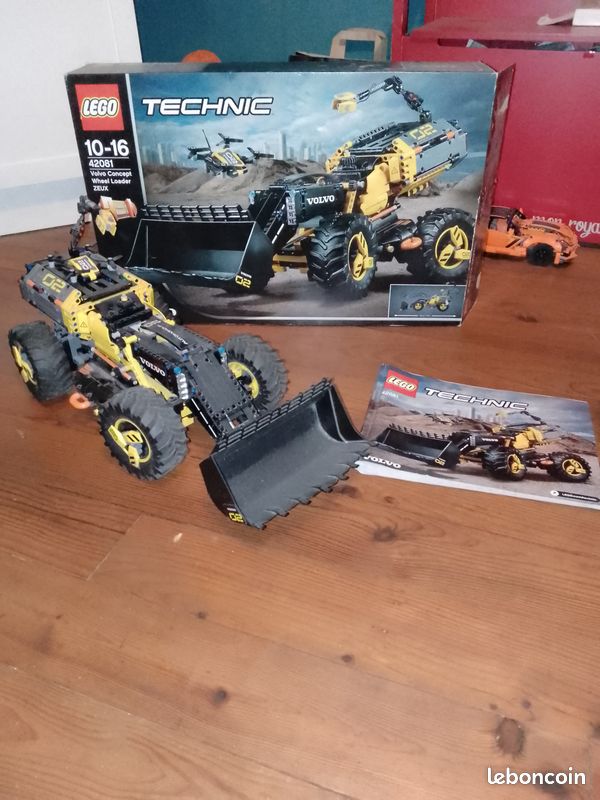 Lego technic Volvo Concept Wheel Loader ZEUX 42081 (image 1)