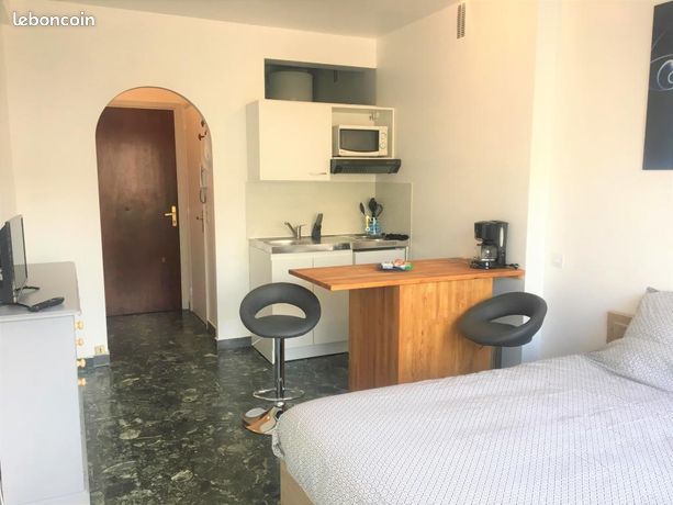 Studio 1 pièce 20 m²