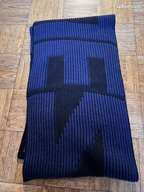 Écharpe Balenciaga Accessoires Bagagerie