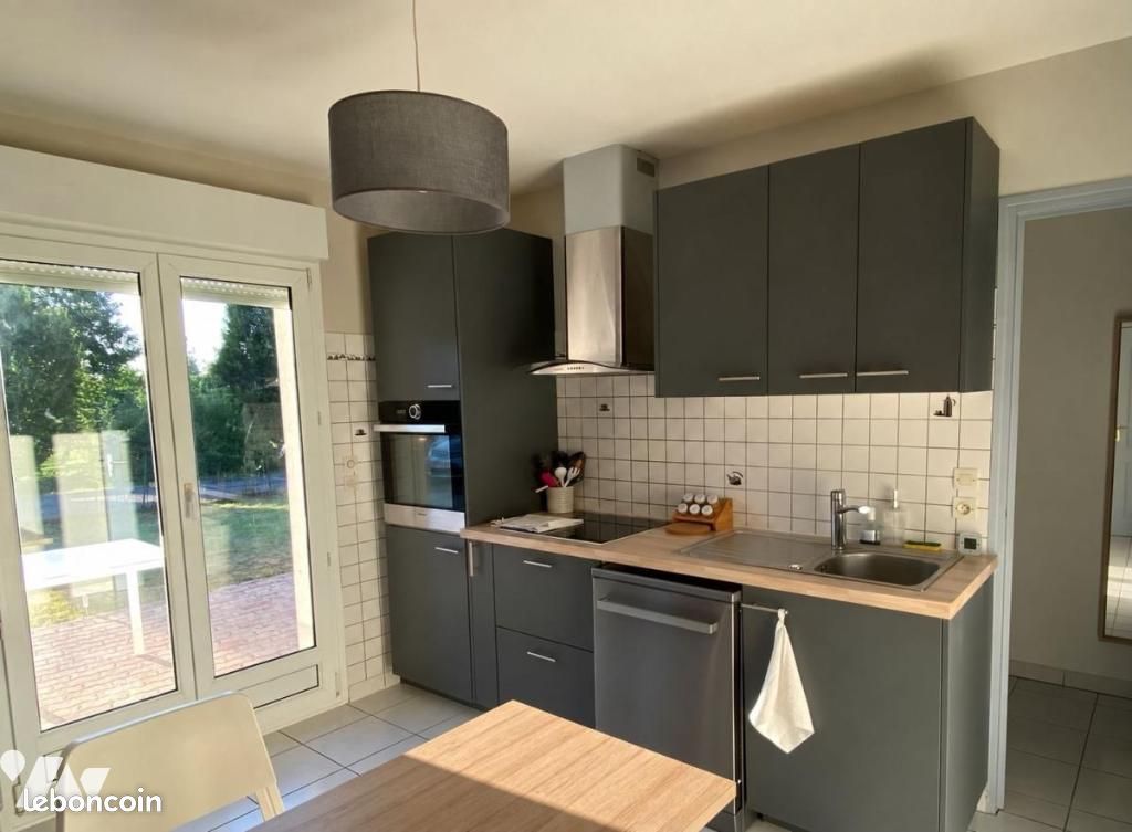 Maison 102 m² · à Lacroix-sur-Meuse · 102 m² · 850 €/mois
