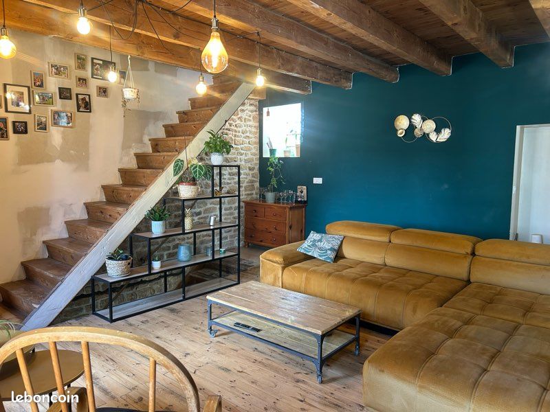 Maison 5 pièces 130 m² · à Montrodat · 130 m² · 175 000 €