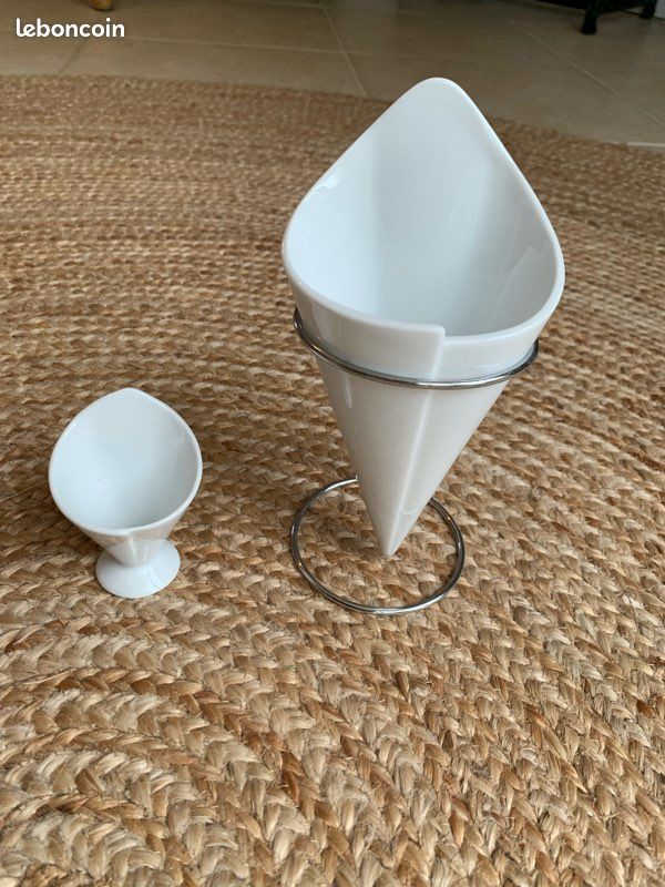 2 Cornets de frites avec support CASA (image 2)