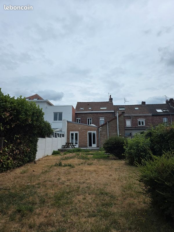 Maison 7 pièces 192 m² · à Bondues · 192 m² · 1 650 €/mois
