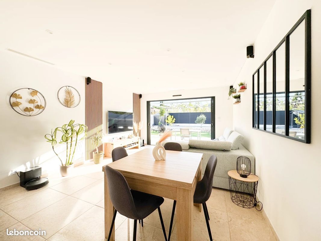 Maison 4 pièces 85 m² · à Châteauneuf-les-Martigues · 85 m² · 460 000 €