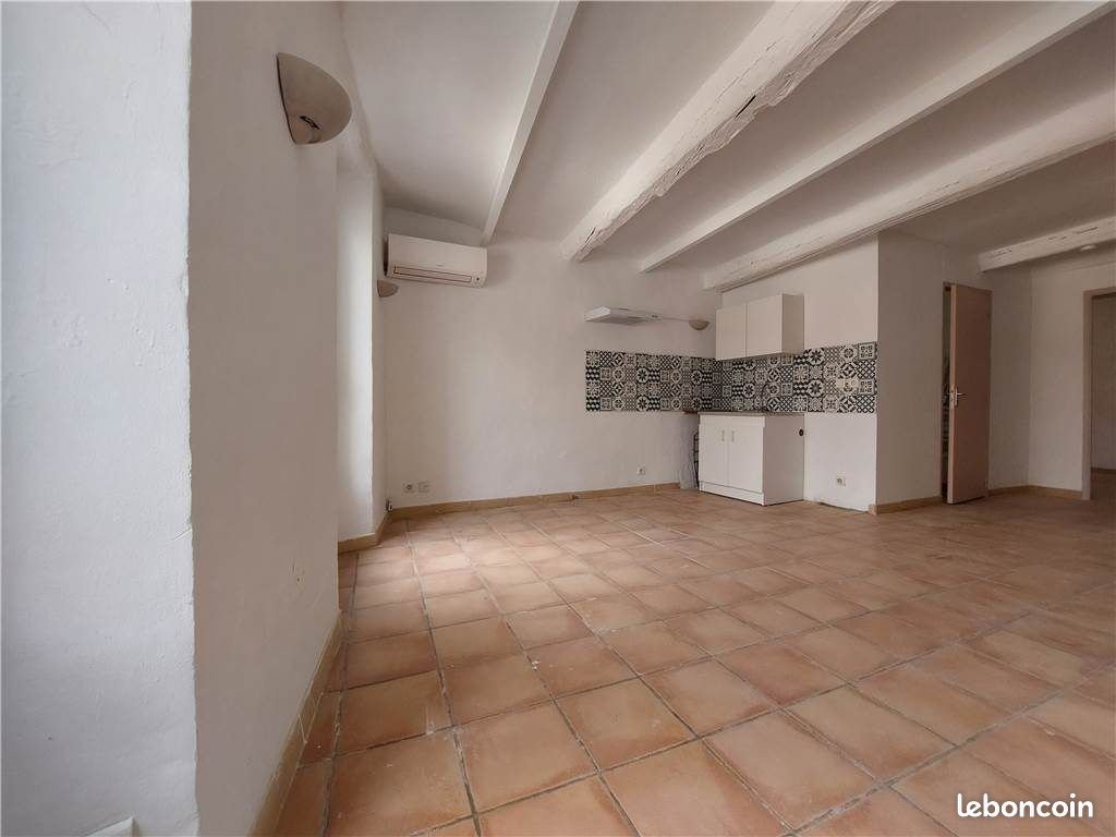 Appartement 2 pièces 32 m² · à Vaison-la-Romaine · 32 m² · 470 €/mois