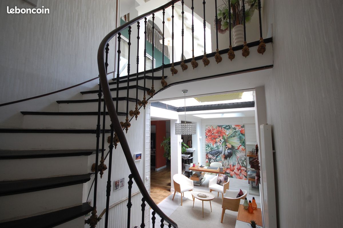 Maison 10 pièces 256 m² · à Cholet · 256 m² · 445 000 €