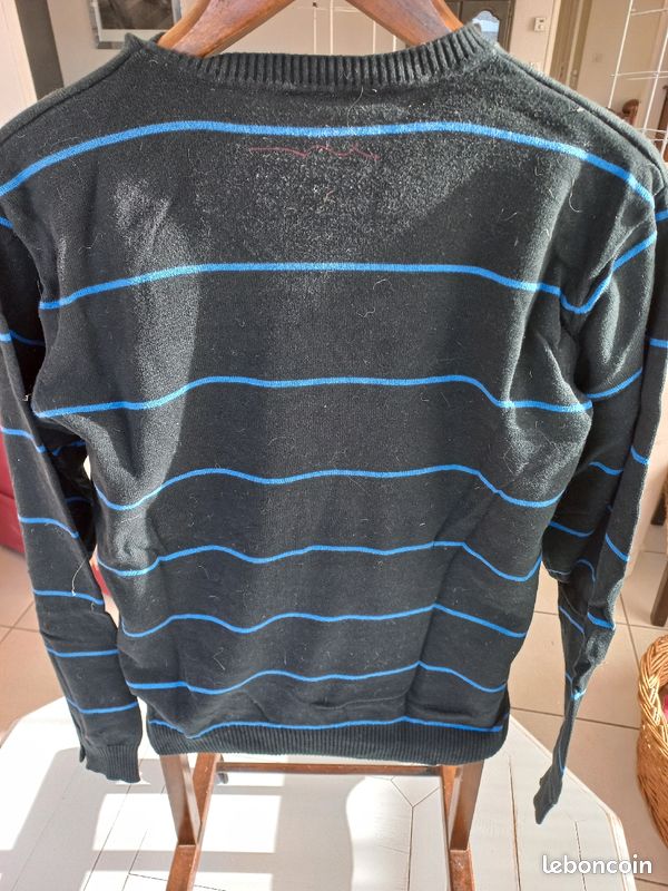 Pull homme col v 2 couleurs (image 2)
