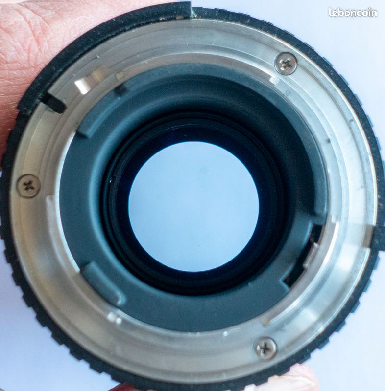 Le nouveau super-téléobjectif de Nikon atteint 600 mm, mais il n'est