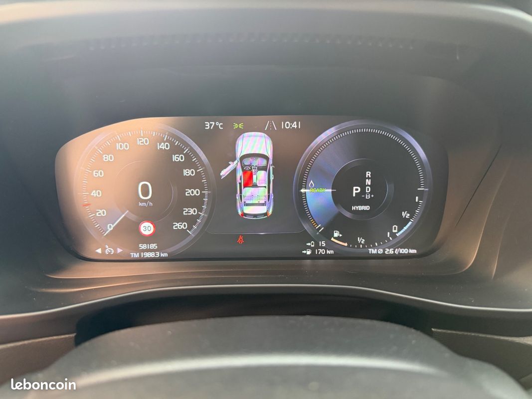 Volvo XC40 T5 261Ch Plug in Hybrid Inscription Business - 2EME MAIN / HISTORIQUE COMPLET / TOIT OUVRANT PANORAMIQUE / CARPLAY / CAMERA DE RECUL / COFFRE ELECTRIQUE (image 15)