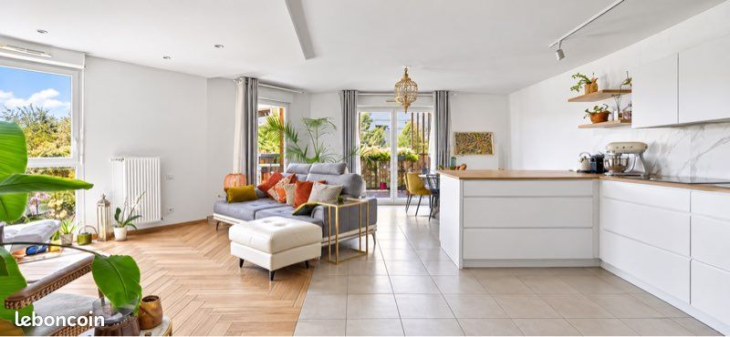 Appartement 4 pièces 78 m² · à Saint-Priest · 78 m² · 250 000 €