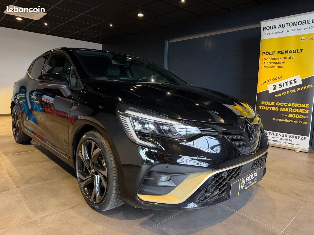 Renault clio e-tech engineered full hybrid 145 (image 1)