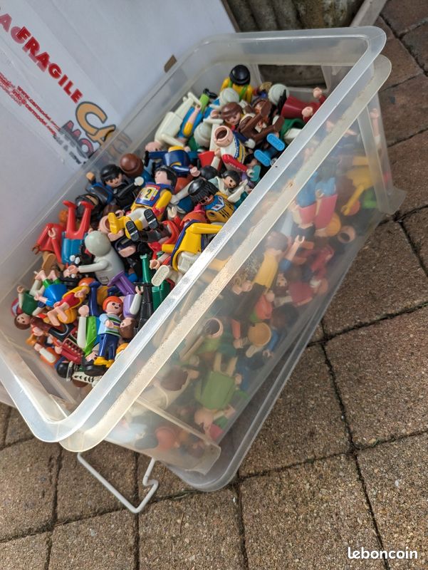 Lot playmobils (image 2)