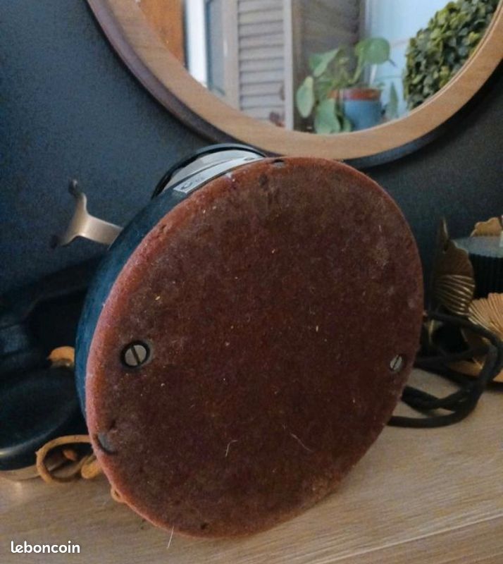 Ancien téléphone 1924 (image 3)