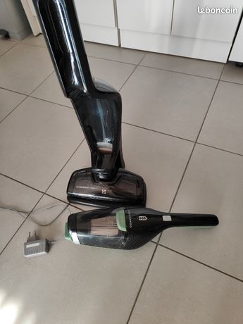 Aspirateur balai sans fil Electrolux Électroménager
