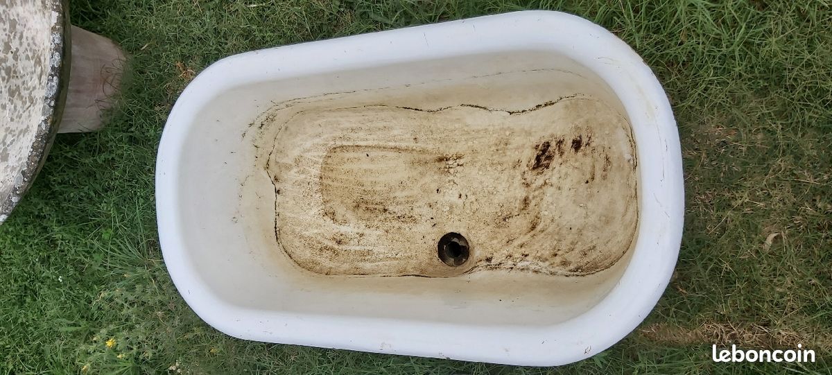 Baignoire de bébé ancienne en fonte (image 3)