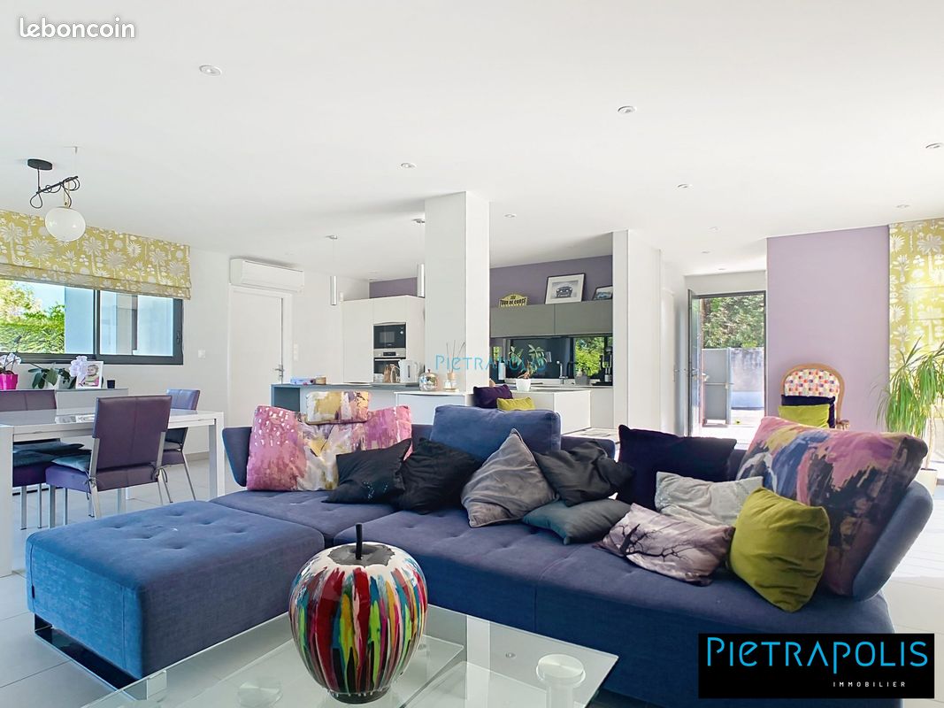 Maison 6 pièces 145 m² · à Saint-Georges-de-Reneins · 145 m² · 445 000 €