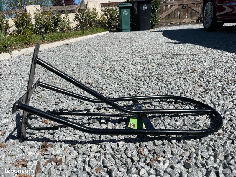 WOHPNLE Support de Selle, Support de Selle Mural en métal Facile à Installer pour l'organisation du Stockage du matériel de Cheval