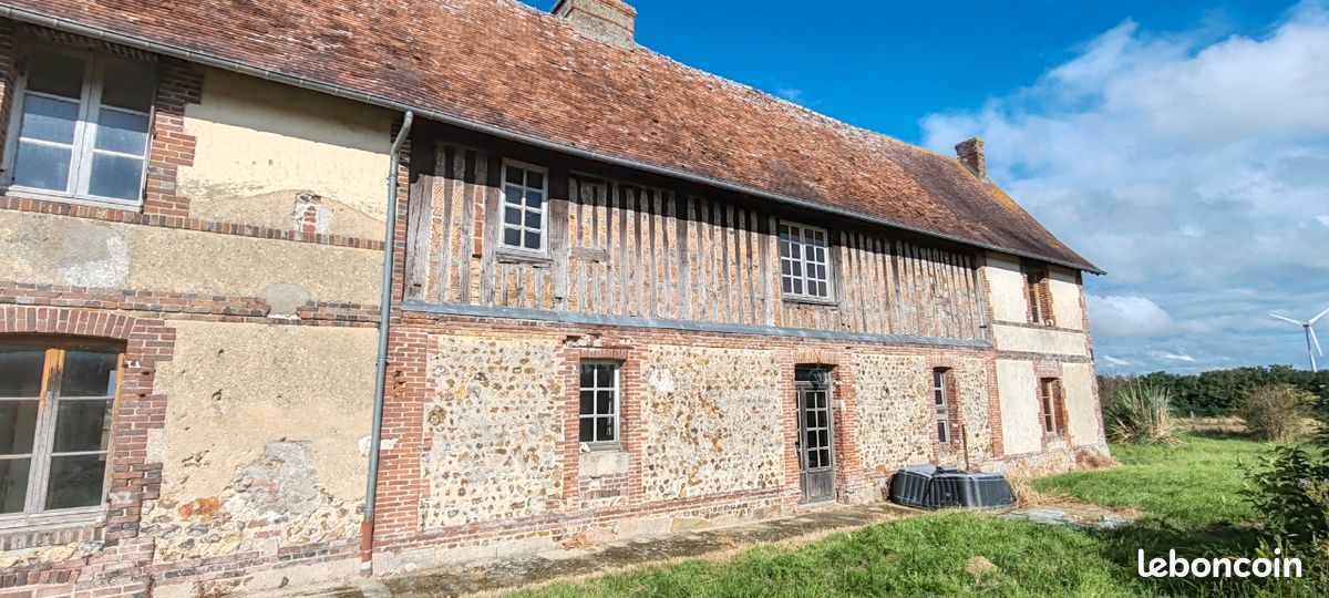 Maison 7 pièces 220 m² · à Orbec · 220 m² · 200 000 €
