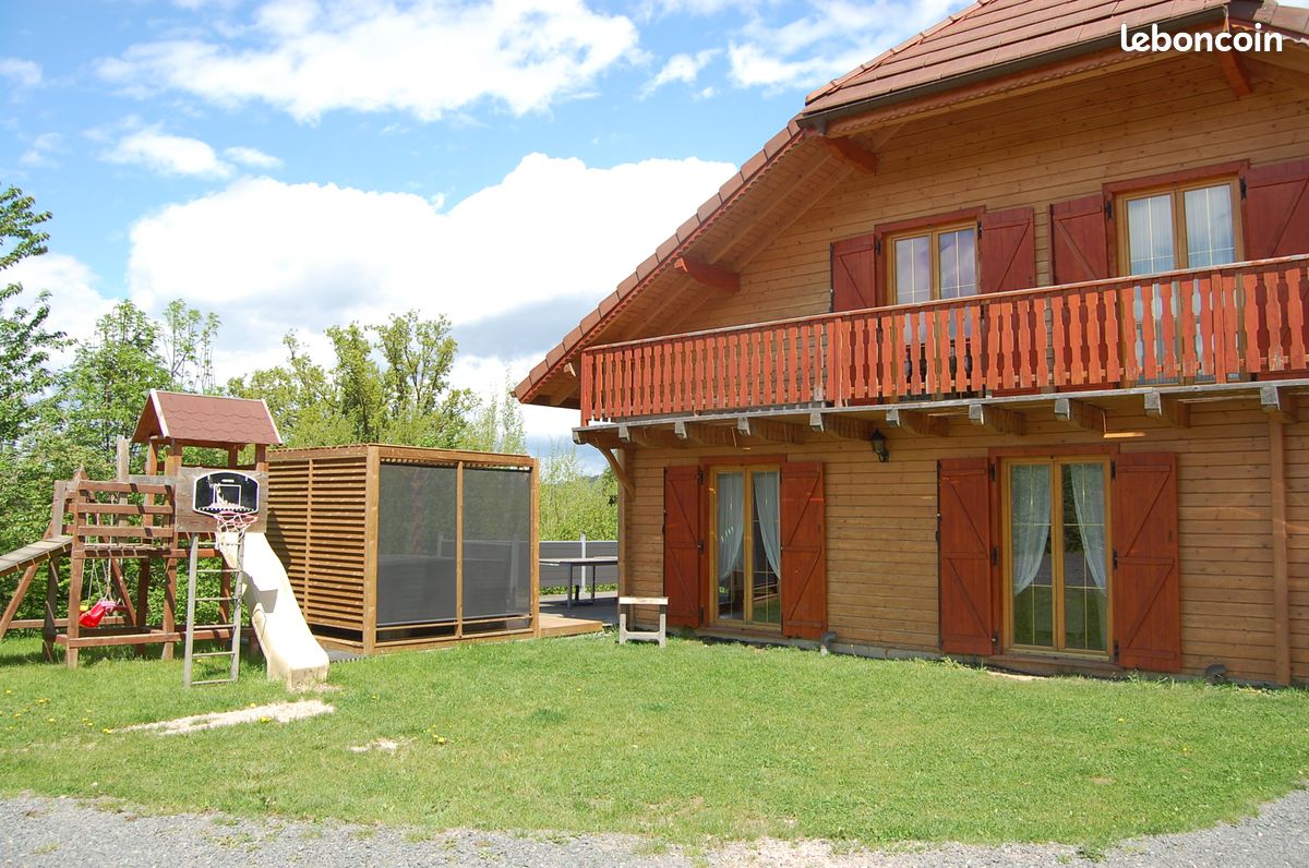 Chalet de 14 personnes avec jacuzzi (image 3)
