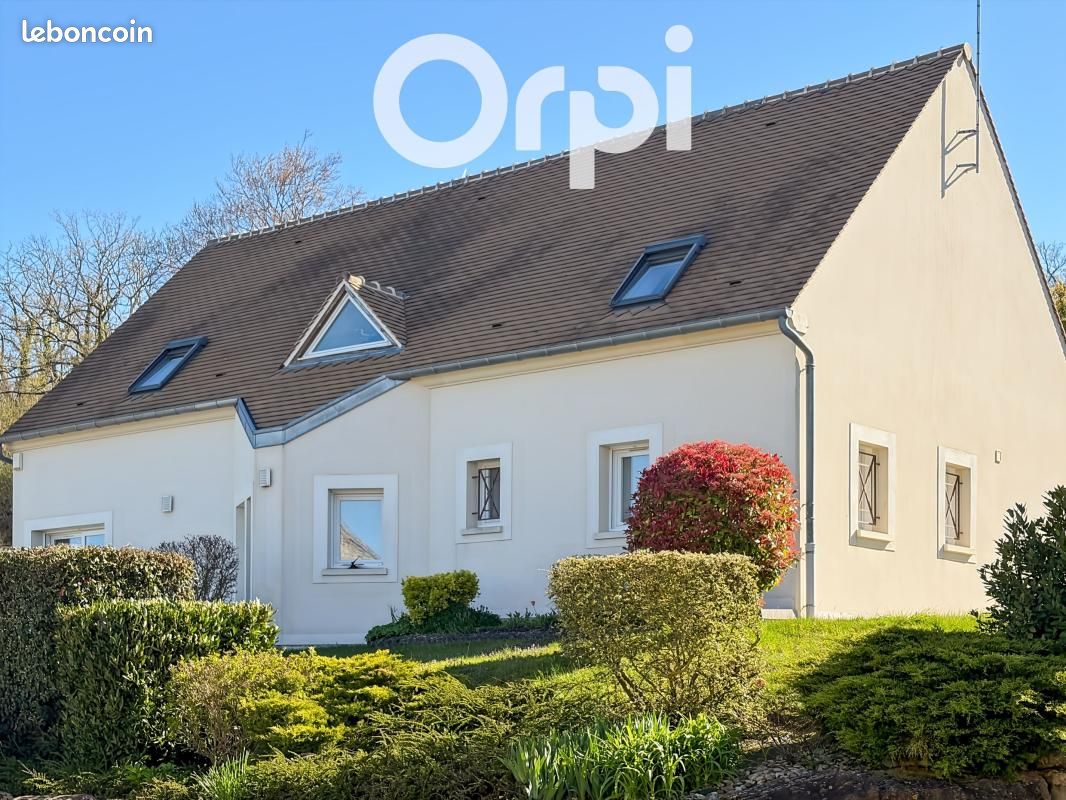 Maison 7 pièces 204 m² (image 1)