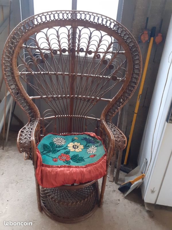 Fauteuil d Emmanuelle (image 1)