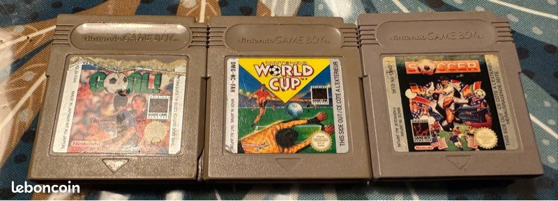 Lot de jeux de foot football Nintendo Gameboy Game Boy World Cup