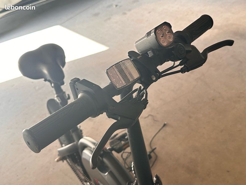 Vélo électrique pliable pour adulte DYU (image 5)