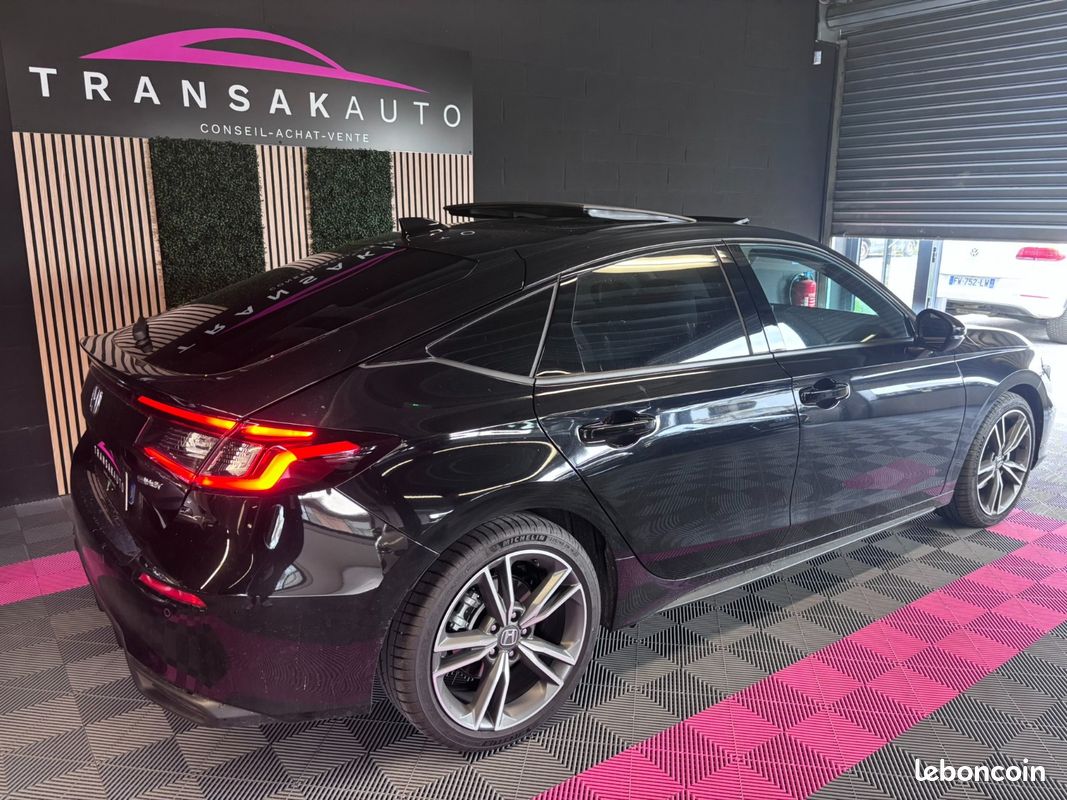 HONDA CIVIC E:HEV 2.0 i-MMD Advance - Toit Ouvrant / BOSE (image 3)